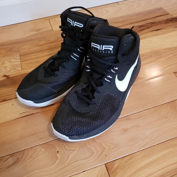 nike air basketball shoes